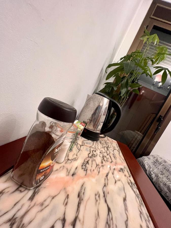 Room Familiar Sants バルセロナ エクステリア 写真